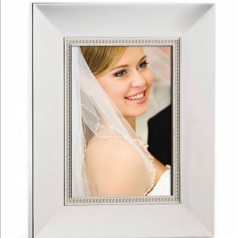 Pearl Picture Frame - Picture 1 of 5